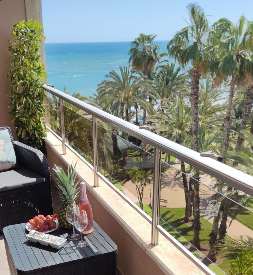 Апартаменты El Palmeral,Sea View,Pool- Seasonal Торевьиа Экстерьер фото