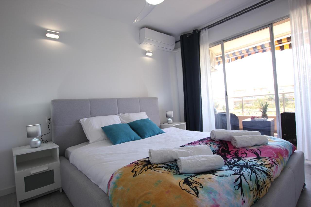 Апартаменты El Palmeral,Sea View,Pool- Seasonal Торевьиа Экстерьер фото